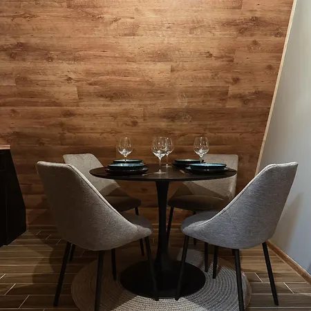 Casa Mia * كوبريس
